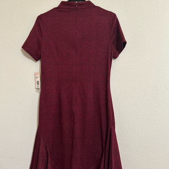 NWT-Nanette Lepore Mock Neck Plaid Dress with Side Panels and Invisible Zipper - Picture 3 of 10